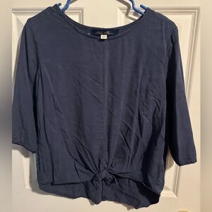 Tie front 3/4 sleeve shirt